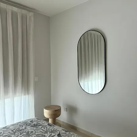 Blue Edge Makenzy Apartment