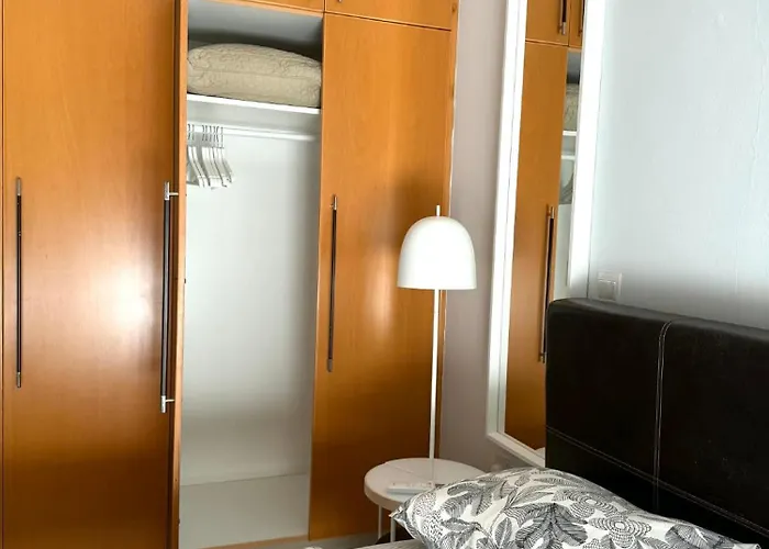 Blue Edge Makenzy Apartment *